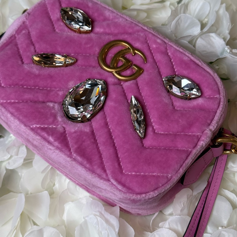 Gucci GG Pink Marmont Matelasse Velvet Crossbody Bag Rhinestones- Authentic - Picture 4 of 16
